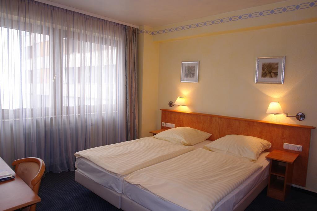 Cityhotel Primavera Трир Номер фото